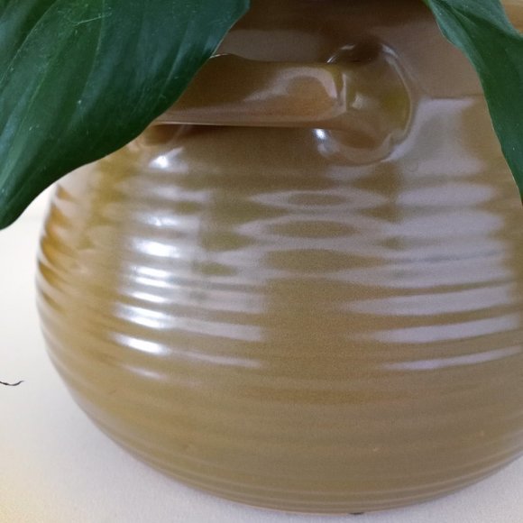 Ceramic Rippled Pot - Picture 3 of 9